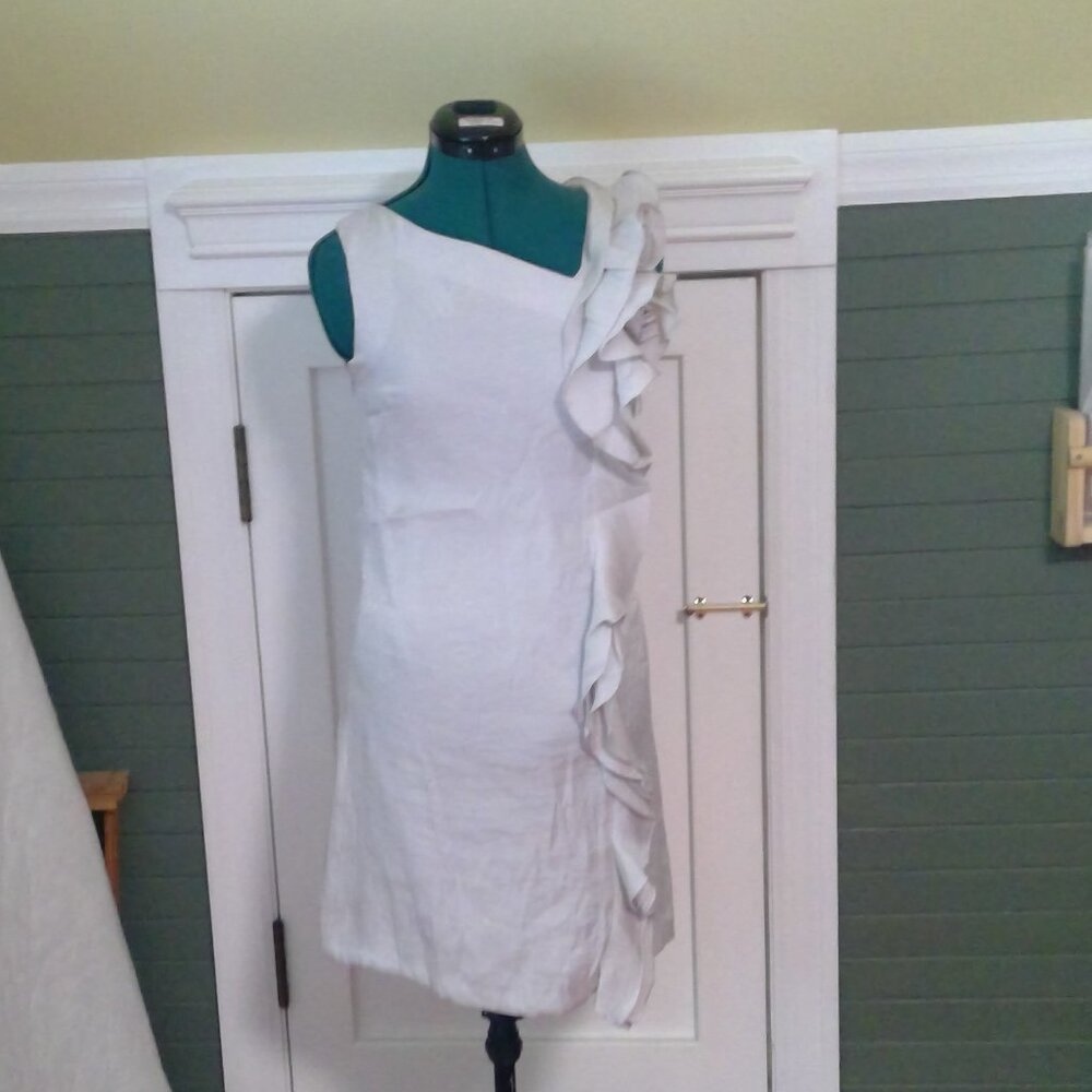 LAST CHANCE London Times Grey Shimmery Cocktail Dress Size 6